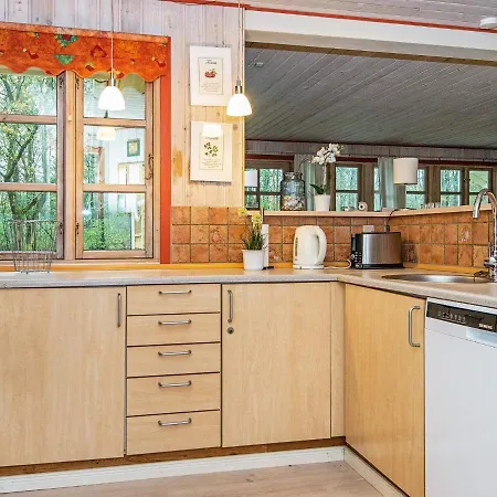 8 Person Holiday In Oksb L بيت للعطل