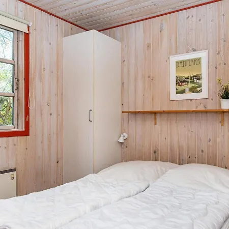 8 Person Holiday In Oksb L بيت للعطل *